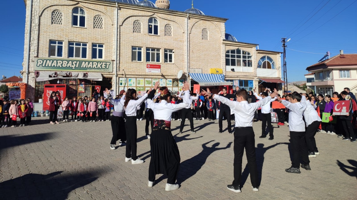 KASABAMIZDA CUMHURİYET BAYRAMI COŞKUYLA KUTLANDI.